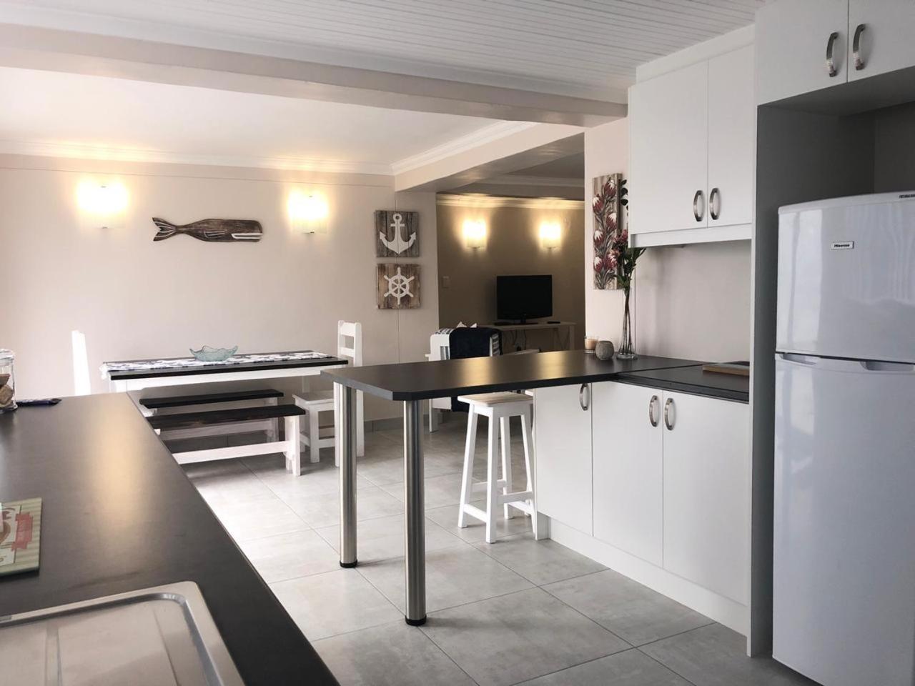 Seaside Place Struisbaai Esterno foto